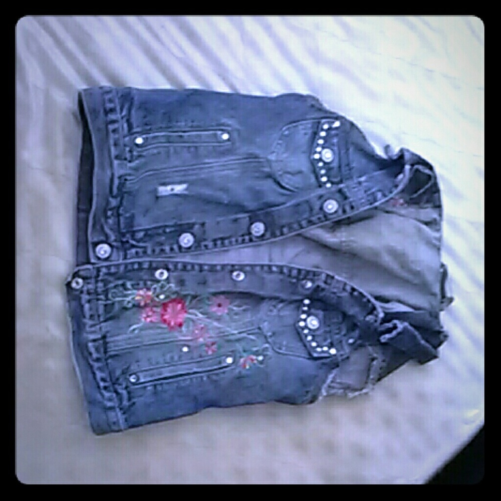 Sleeveless Girls Denim Jacket